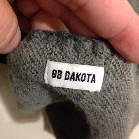 BB DAKOTA Steve Madden Reversible Charcoal Gray Poncho Cardigan OSFA Stripes - Picture 3 of 4